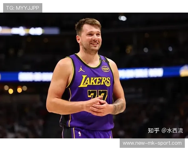 里夫斯打趣东契奇：他表现得像个孩子，是时候该成熟一点了