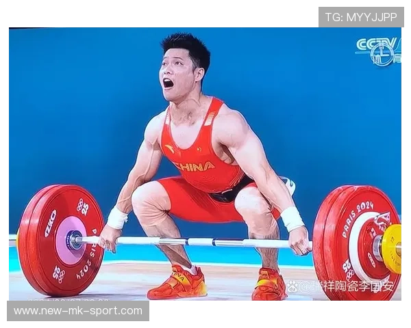 世界举重选手抓举失败两次，第三次竟完成奇迹